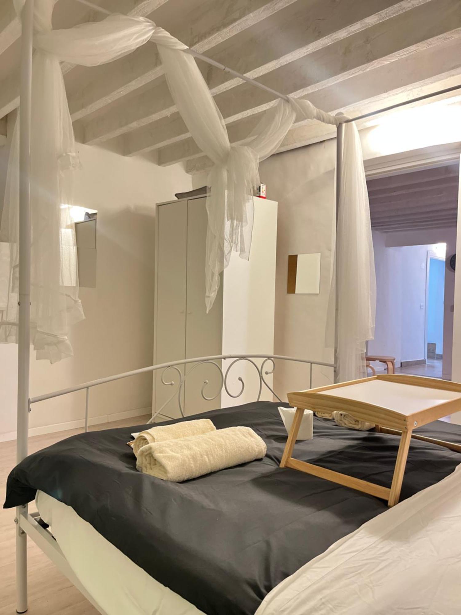 Genova Centro Affittacamere- Bagno In Comune Εξωτερικό φωτογραφία